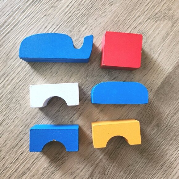 Wooden Toy Blocks Lot Of 24 Safari Animals Assorted Shapes - Picture 5 of 12